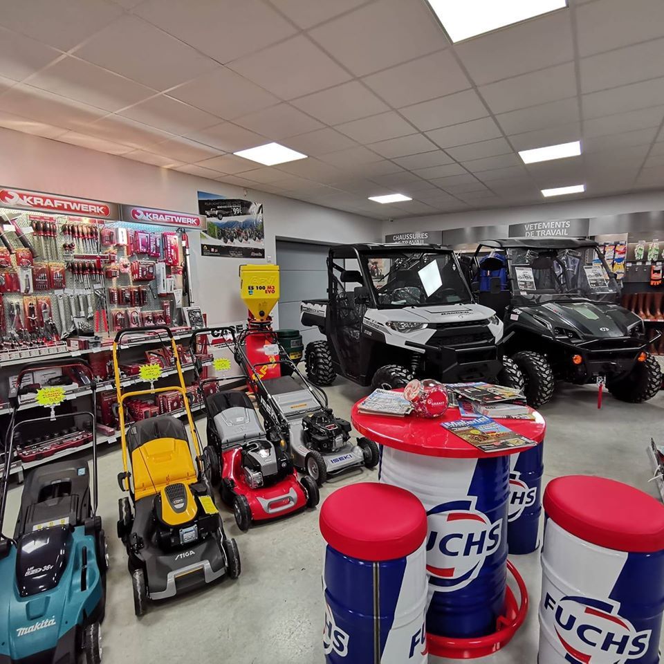 tondeuses intérieur magasin 2